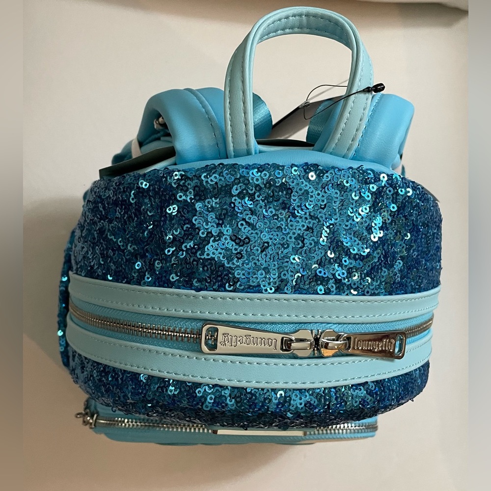 NWT! Disney Loungefly Dumbo Sequin Mini Backpack - Picture 7 of 15
